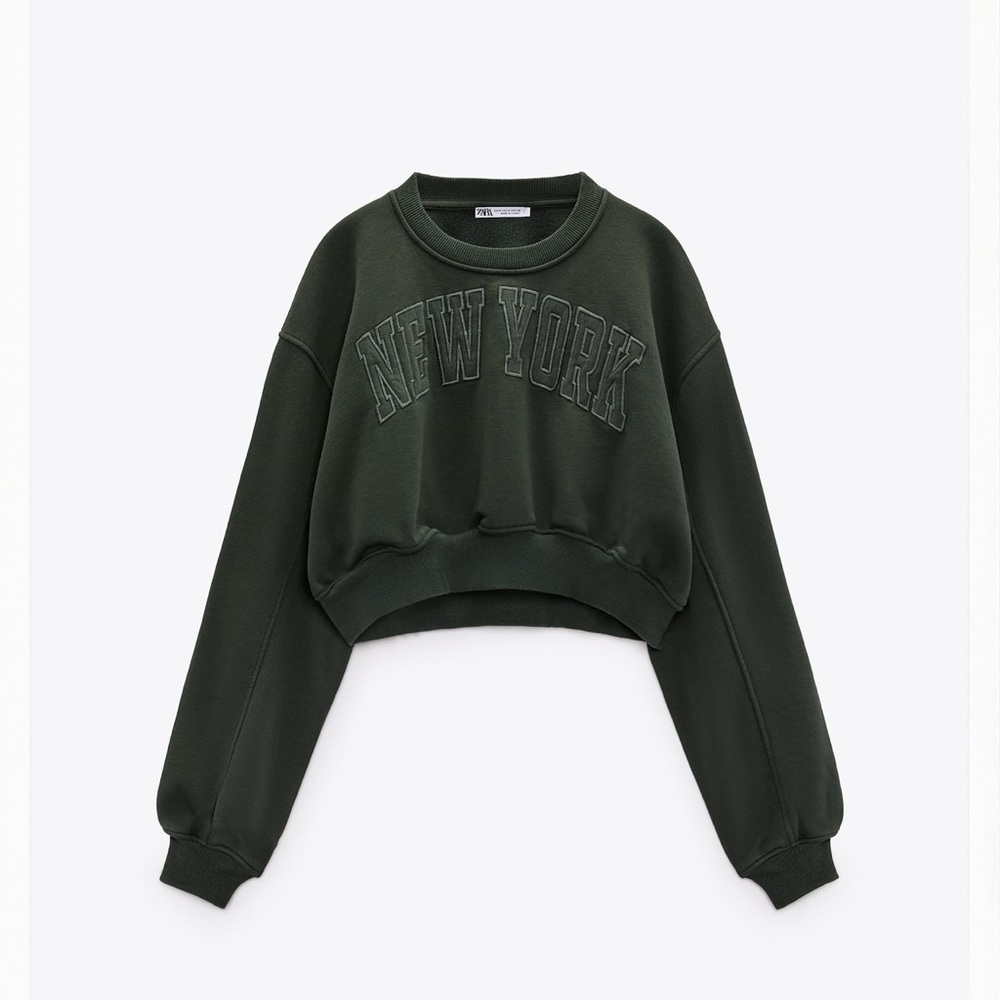 Zara CROPPED SWEATSHIRT & SHORTS SET